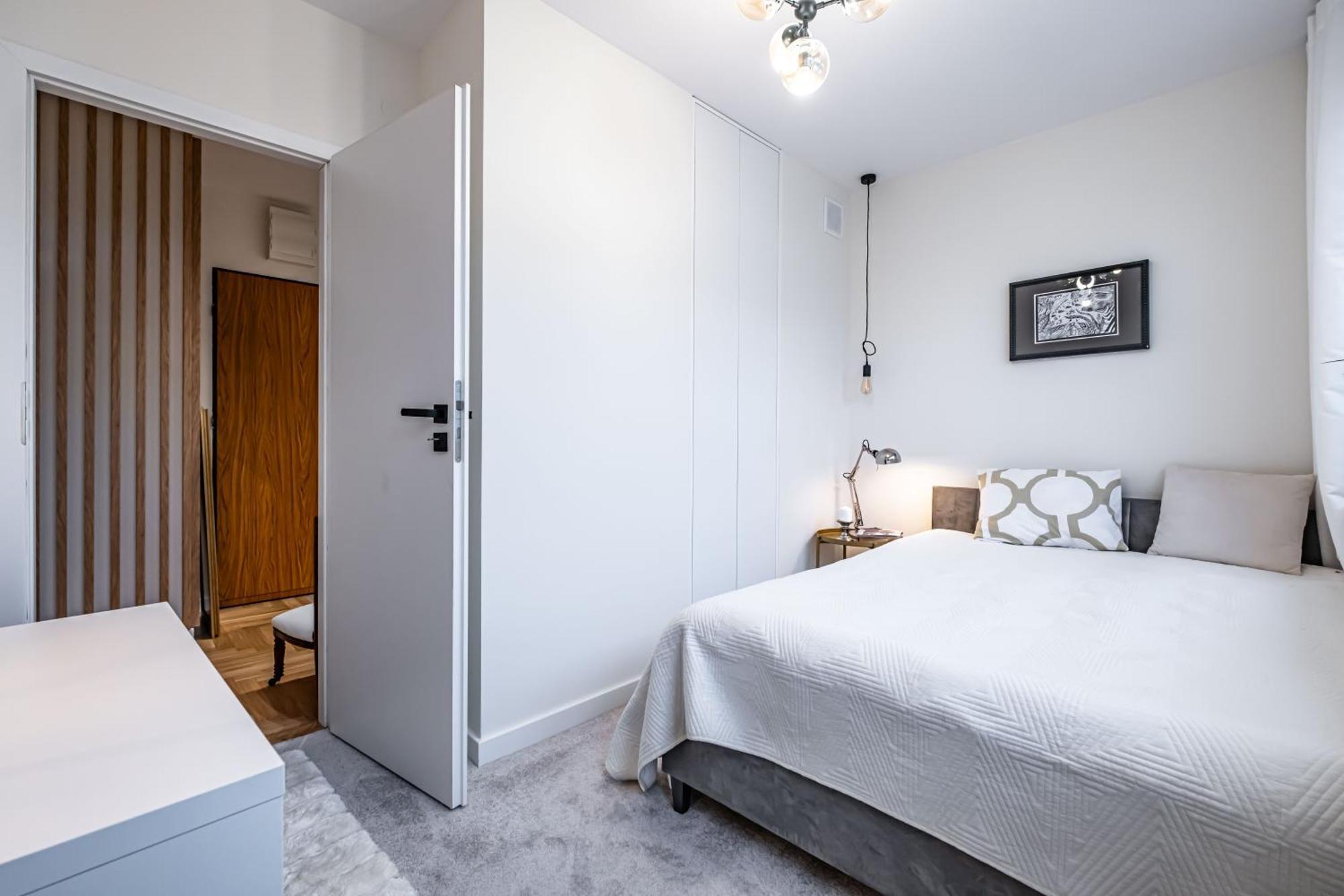 Luksusowy Apartament Blisko Centrum, Parking W Garazu Podziemnym ワルシャワ エクステリア 写真